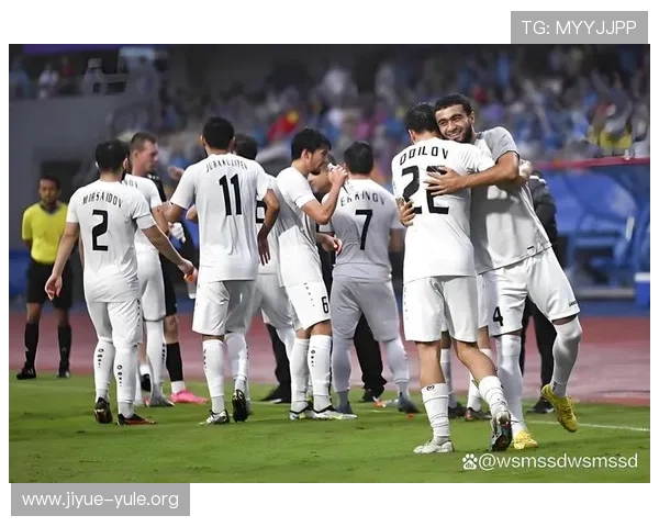 乌兹别克斯坦与哥伦比亚在2026世界杯中的阵容配置及战术布局全面分析 乌兹别克斯坦与哥伦比亚在2026世界杯中的阵容配置及战术布局全面分析